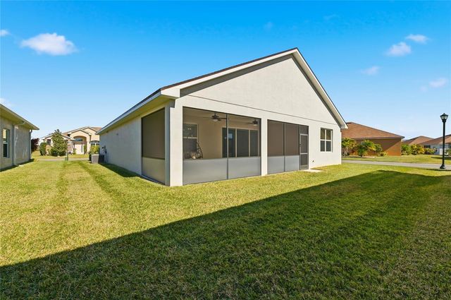 1033 SAWGRASS DRIVE, Winter Haven, FL 33884