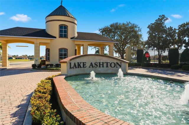 1033 SAWGRASS DRIVE, Winter Haven, FL 33884