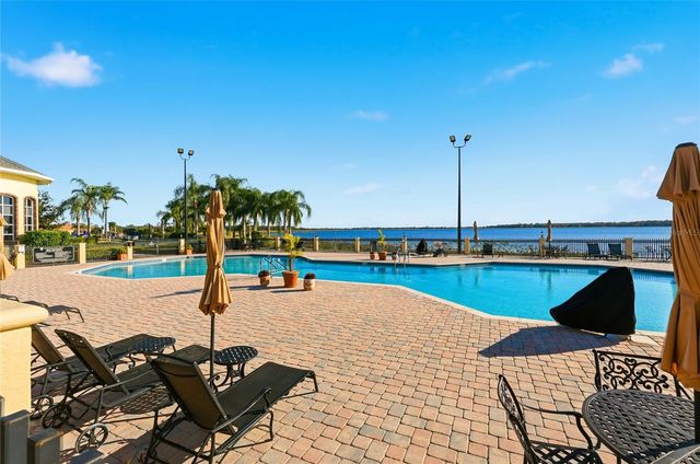 1033 SAWGRASS DRIVE, Winter Haven, FL 33884