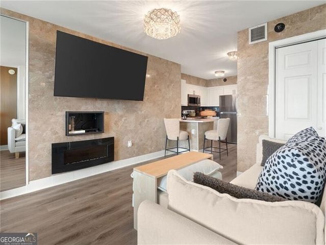 2870 Pharr Court South NW 2708, Atlanta, GA 30305