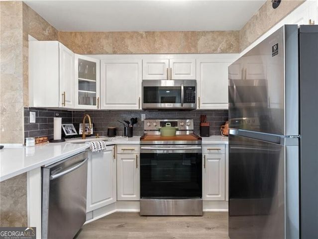 2870 Pharr Court South NW 2708, Atlanta, GA 30305