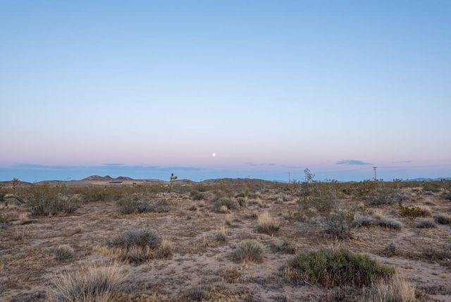 57755 Boo Lane, Landers, CA 92285