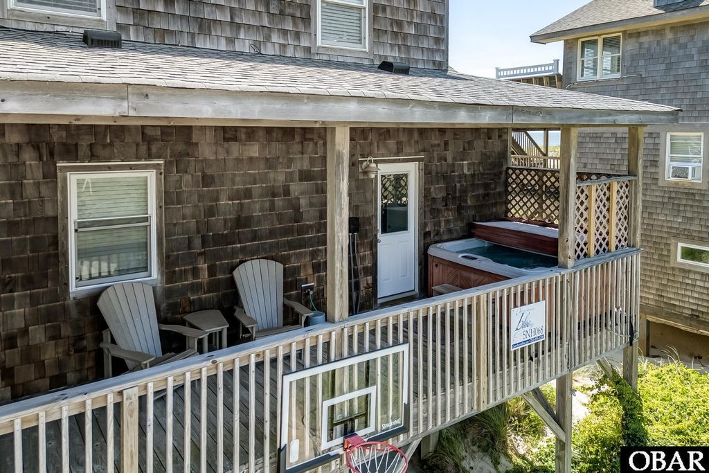 Image 14 of property listing at 9601 S Old Oregon Inlet Road Unit D, Nags Head, NC 27959