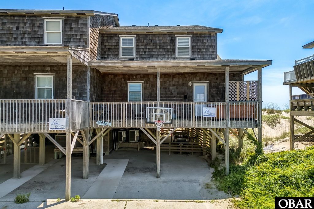 Image 37 of property listing at 9601 S Old Oregon Inlet Road Unit D, Nags Head, NC 27959