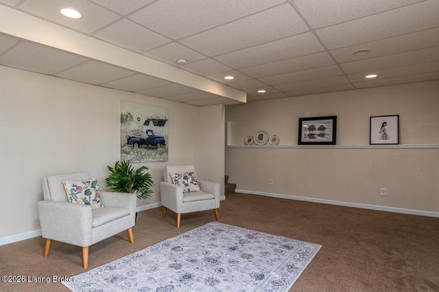 633 Windbrook Dr, Elizabethtown, KY 42701