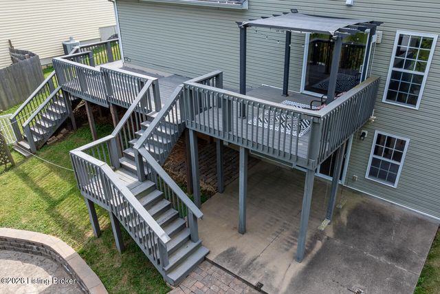 633 Windbrook Dr, Elizabethtown, KY 42701