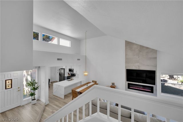 6940 Emerald Springs Lane, Las Vegas, NV 89113