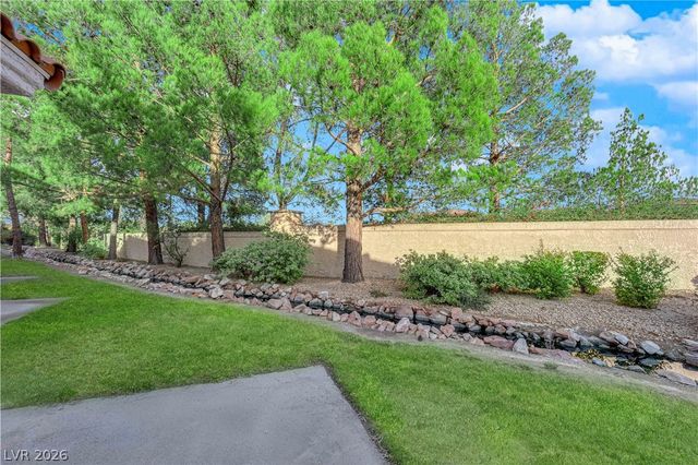 6940 Emerald Springs Lane, Las Vegas, NV 89113