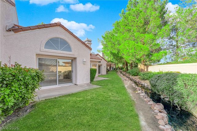 6940 Emerald Springs Lane, Las Vegas, NV 89113