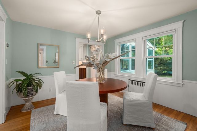 38 Lindenwood, Stoneham, MA 02180