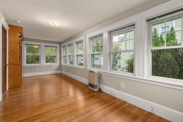 38 Lindenwood, Stoneham, MA 02180