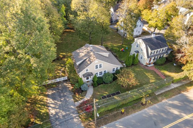 38 Lindenwood, Stoneham, MA 02180