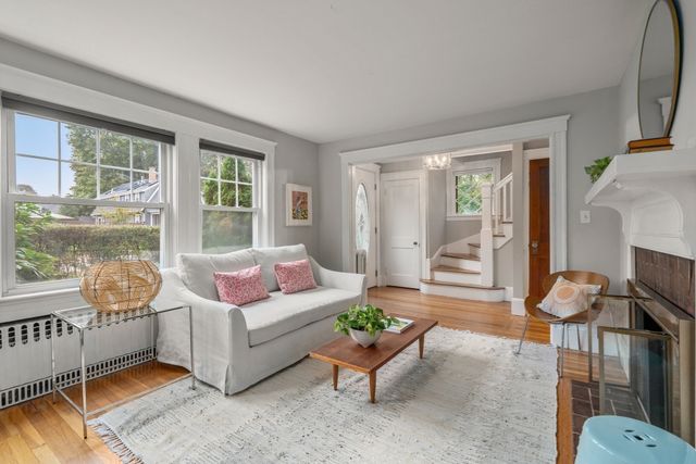 38 Lindenwood, Stoneham, MA 02180