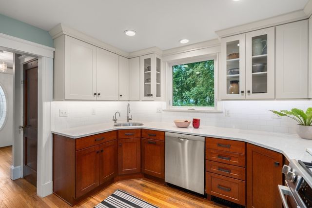 38 Lindenwood, Stoneham, MA 02180