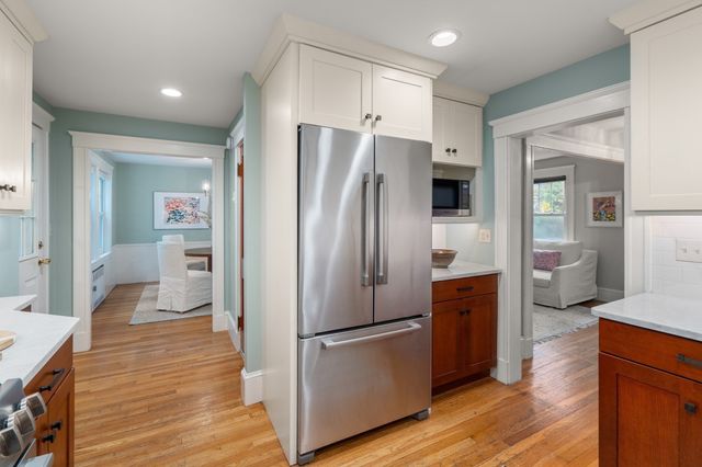 38 Lindenwood, Stoneham, MA 02180