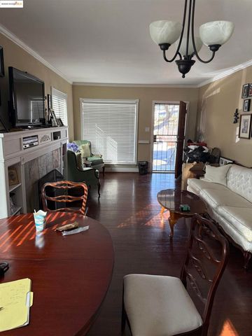 1540 Stuart St, Berkeley, CA 94703