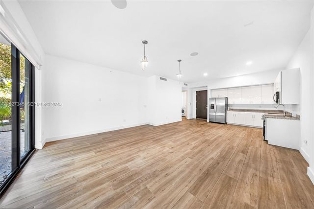 3265 Bird Ave 102, Miami, FL 33133