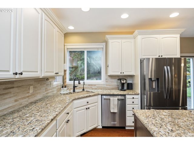 16520 Sw MARCILE Ln, Beaverton, OR 97007