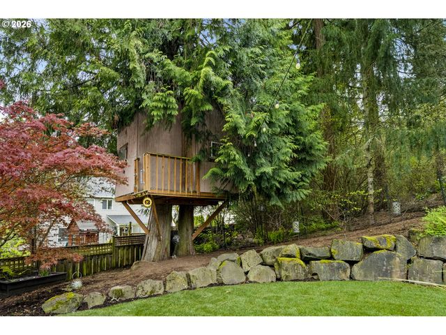 16520 Sw MARCILE Ln, Beaverton, OR 97007