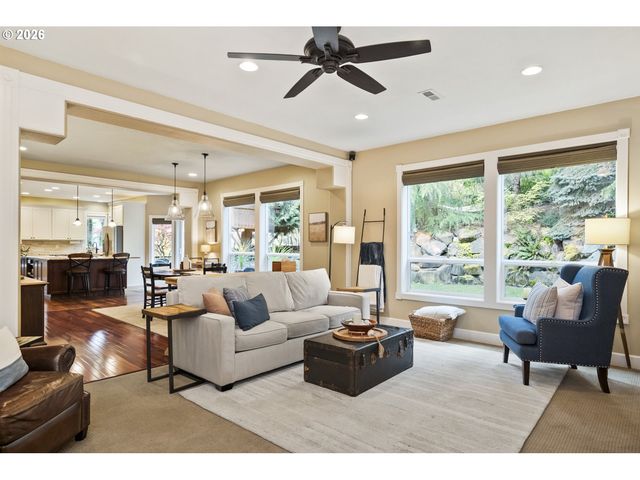 16520 Sw MARCILE Ln, Beaverton, OR 97007