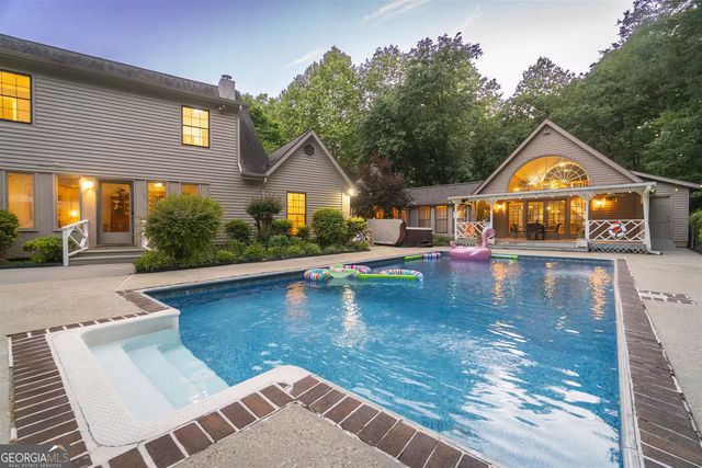 144 Fussen Strasse, Helen, GA 30545