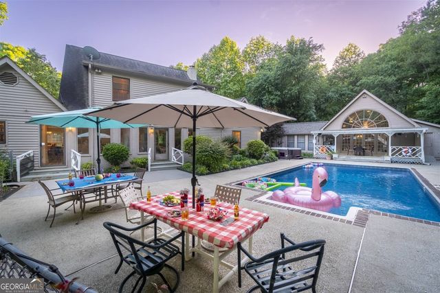 144 Fussen Strasse, Helen, GA 30545