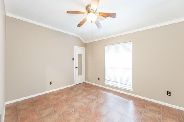 7111 Glenwood Drive, Sugar Land, TX 77479