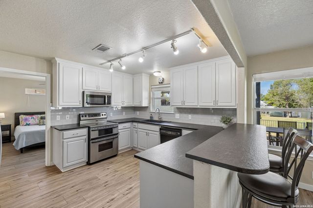 619 CLEAR COVE DR, Granite Shoals, TX 78654