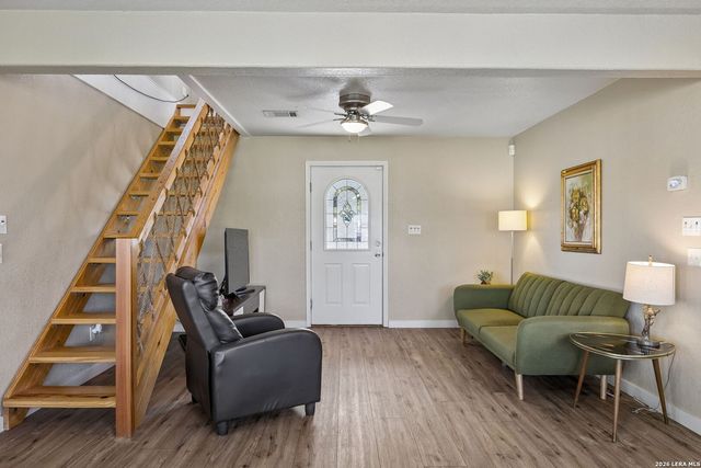 619 CLEAR COVE DR, Granite Shoals, TX 78654