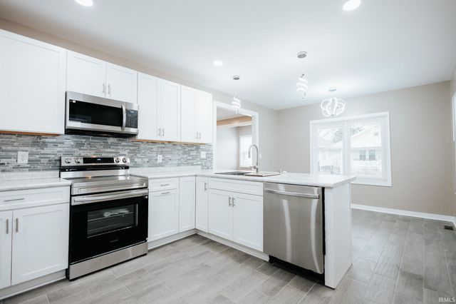 514 Lewis Avenue, Evansville, IN 47714