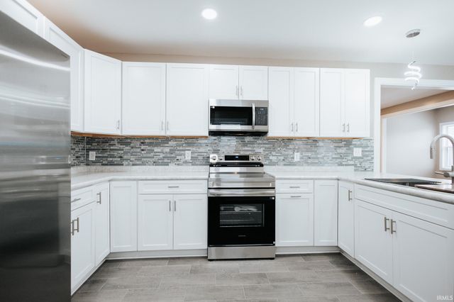 514 Lewis Avenue, Evansville, IN 47714