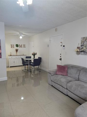 10786 N Kendall Dr D5, Miami, FL 33176