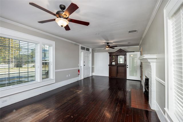 18420 HIGH SPRINGS MAIN STREET, High Springs, FL 32643