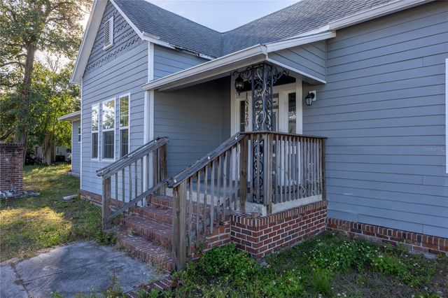 18420 HIGH SPRINGS MAIN STREET, High Springs, FL 32643