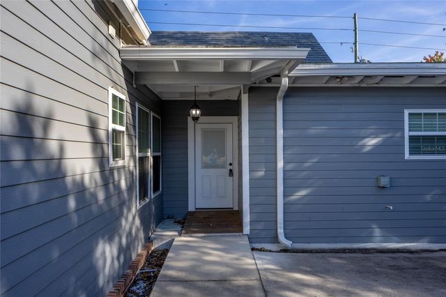 18420 HIGH SPRINGS MAIN STREET, High Springs, FL 32643