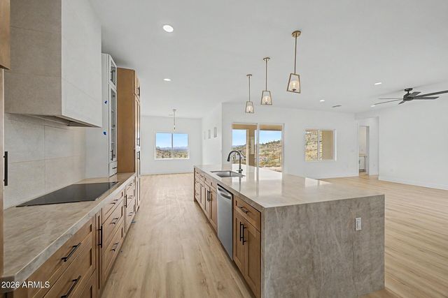 37612 N 34TH Avenue, Phoenix, AZ 85086