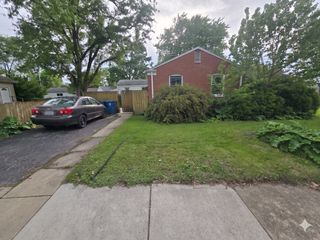 1640 N Prairie Avenue, Crest Hill, IL 60403
