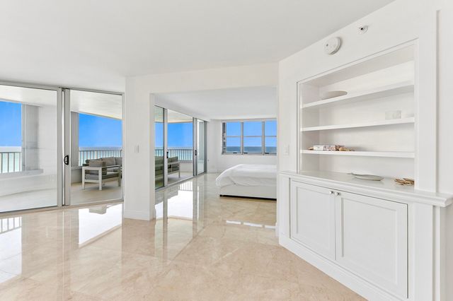 5200 N Ocean Drive 1401, Singer Island, FL 33404