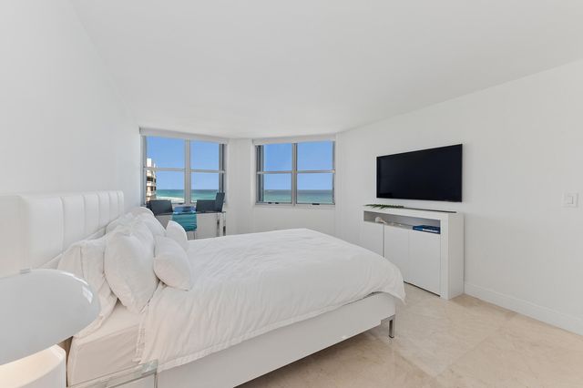 5200 N Ocean Drive 1401, Singer Island, FL 33404