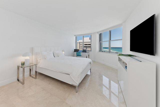 5200 N Ocean Drive 1401, Singer Island, FL 33404