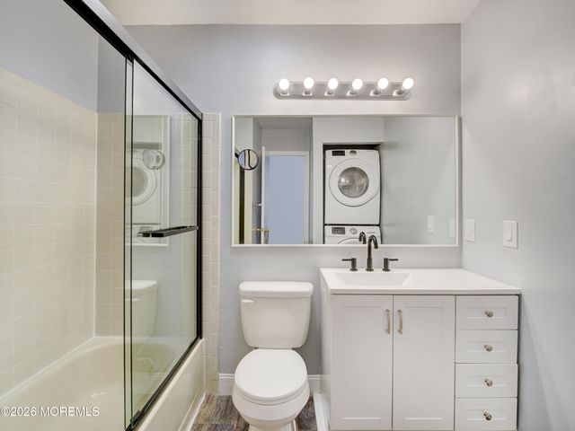 130 Applegate Lane 130, East Brunswick, NJ 08816