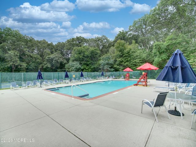 130 Applegate Lane 130, East Brunswick, NJ 08816