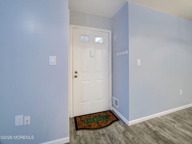 130 Applegate Lane 130, East Brunswick, NJ 08816