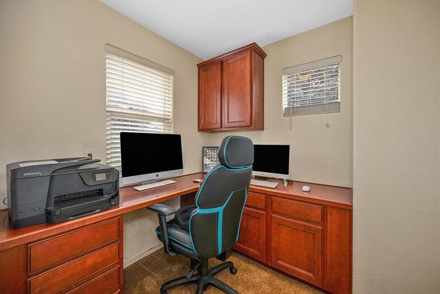 18 Bellows Pond Pl, Sacramento, CA 95835