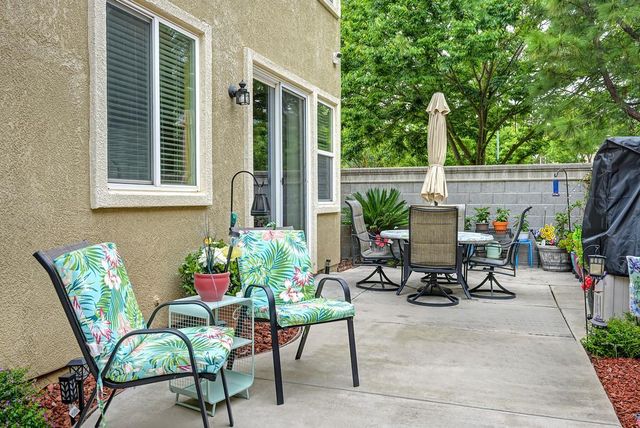 18 Bellows Pond Pl, Sacramento, CA 95835