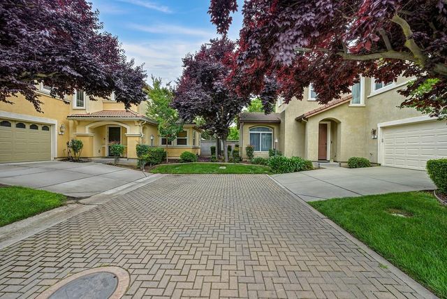 18 Bellows Pond Pl, Sacramento, CA 95835