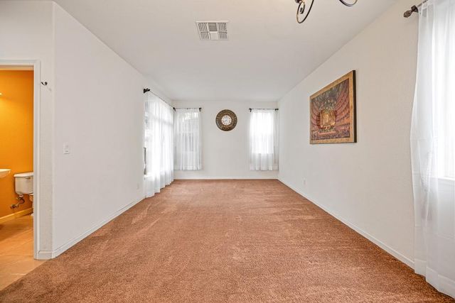 18 Bellows Pond Pl, Sacramento, CA 95835