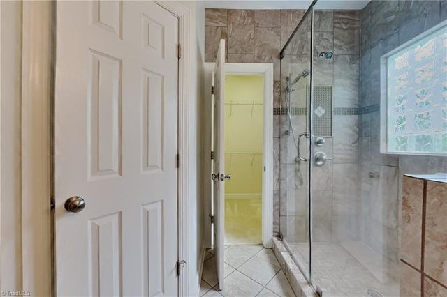 7260 Shadowridge Drive, Lewisville, NC 27023