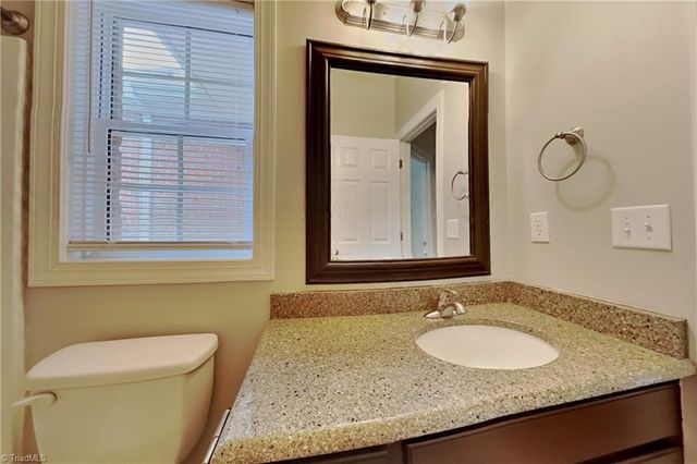 7260 Shadowridge Drive, Lewisville, NC 27023