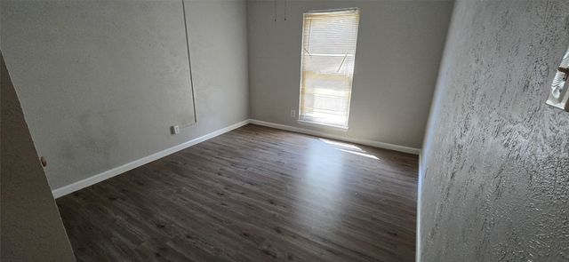7322 Long Canyon Trail, Dallas, TX 75249